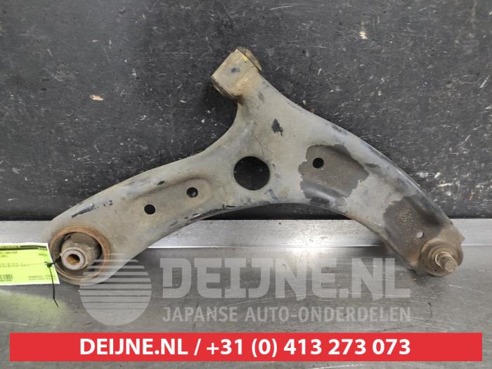 Kia Rio Draagarm onder links-voor O672590