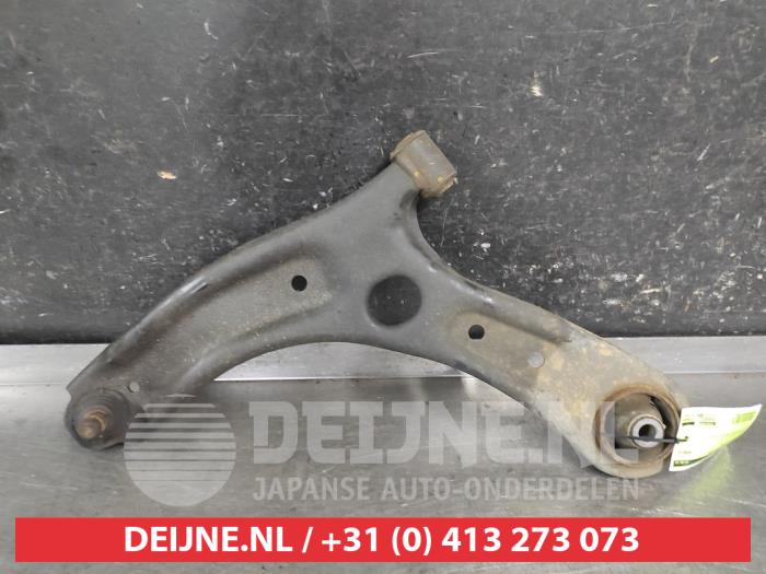 Kia Rio Draagarm onder rechts-voor O672591