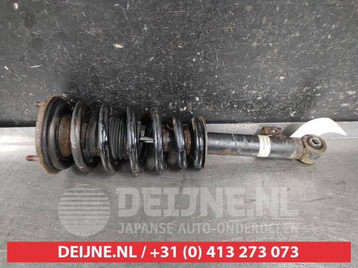 Mitsubishi L200 Stoßdämpferstrebe rechts vorne O672616