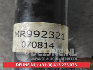 Mitsubishi L200 Stoßdämpferstrebe rechts vorne O672616 foto 2