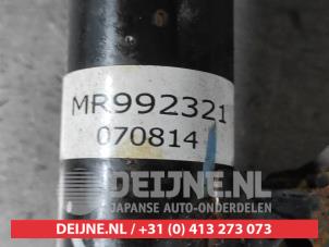 Mitsubishi L200 Stoßdämpferstrebe links vorne O672607 foto 2