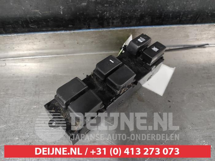 Kia Soul Multi-functional window switch O672683