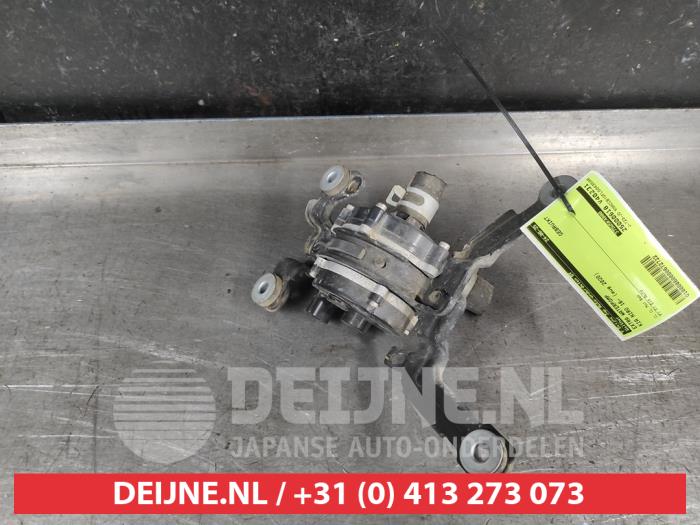 Kia Niro Additional water pump O672722