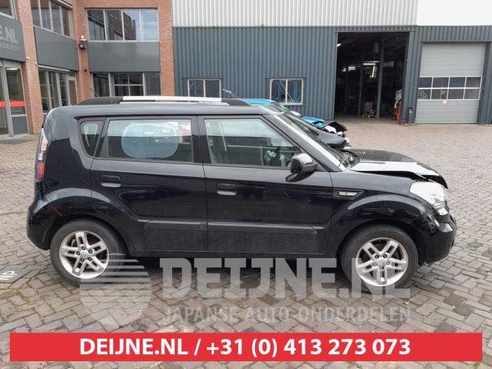Kia Soul Door window 4-door, front right O672708