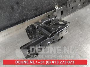 Isuzu D-MAX Bumperframe achter O672940 foto 2