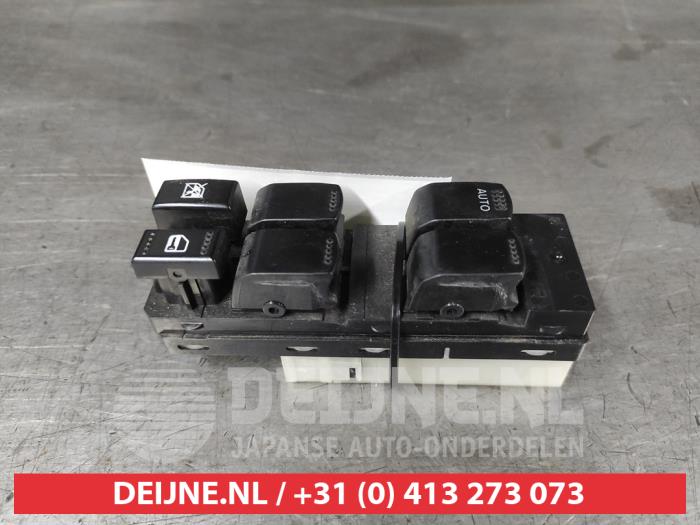 Suzuki Swift Combischakelaar ramen O672968