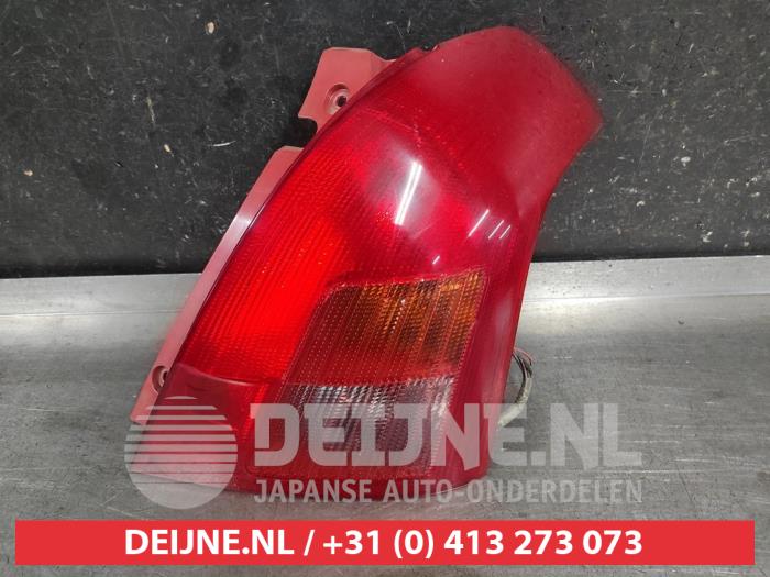 Suzuki Swift Rücklicht rechts O672978