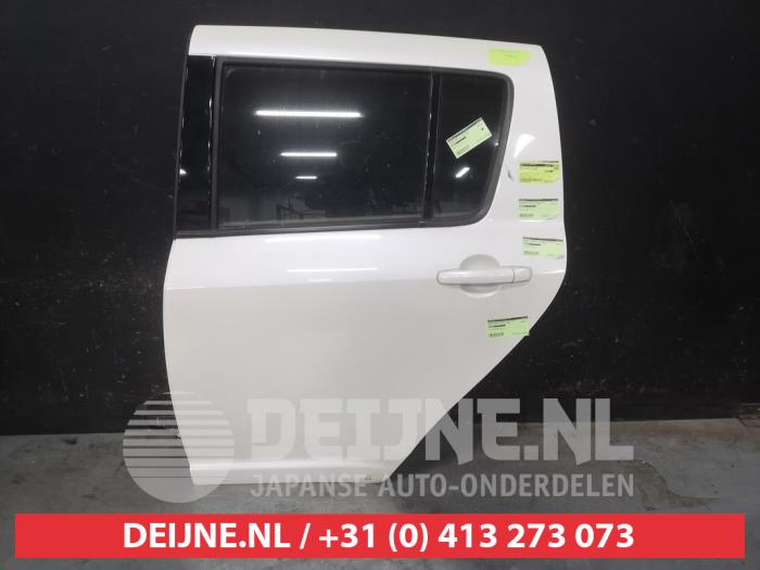 Suzuki Swift Portier 4Deurs links-achter O673031