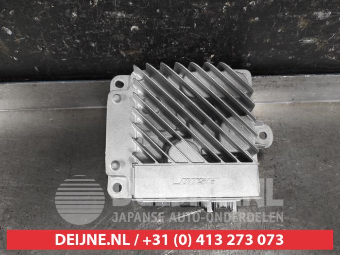 Mazda 6 Radio amplifier O673011