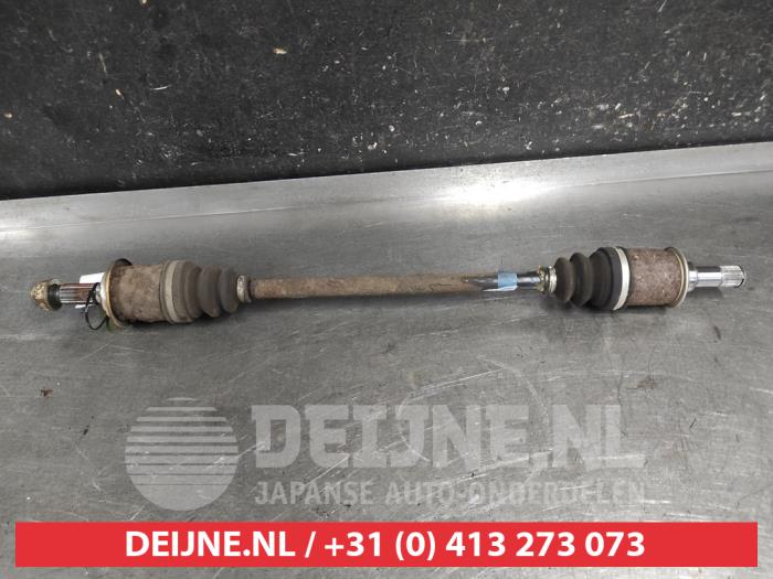 Gebruikte Aandrijfas links-achter Honda CR-V (RD5/6/7/8) 2.0i 16V VTEC Prijs € 50,00 Margeregeling aangeboden door V.Deijne Jap.Auto-onderdelen BV