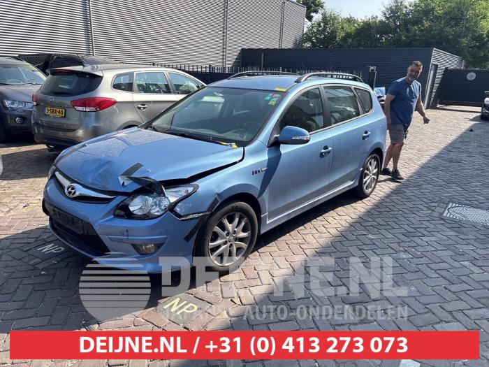 Hyundai I30 Nebelscheinwerfer links vorne O673174
