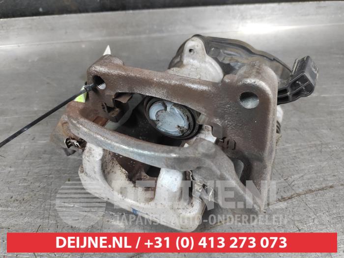 Nissan Qashqai Rear brake calliper, left O673232