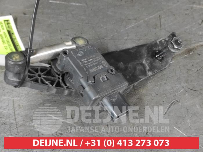 Nissan Qashqai Xenon hoogteregelaar O673234