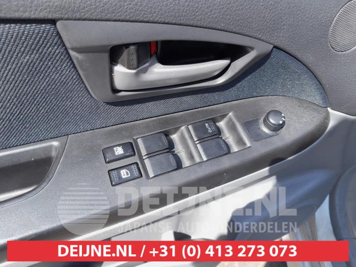Suzuki SX-4 Multi-functional window switch O673326