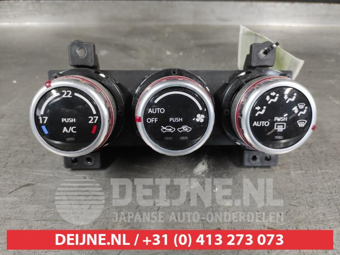 Suzuki SX-4 Heater control panel O673348