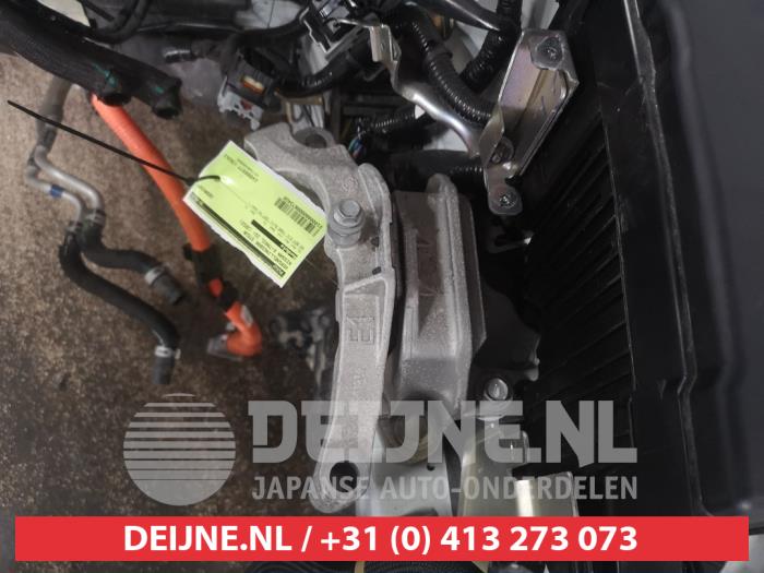Nissan X-Trail Getriebe Halterung O673428