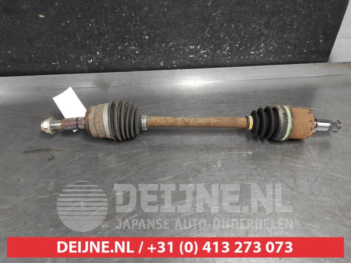 Mitsubishi Outlander Aandrijfas links-voor O673479