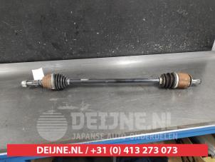 Gebruikte Steekas rechts-achter Nissan X-Trail (T33) 1.5 VC-T e-POWER e-4ORCE 12V Prijs € 100,00 Margeregeling aangeboden door V.Deijne Jap.Auto-onderdelen BV