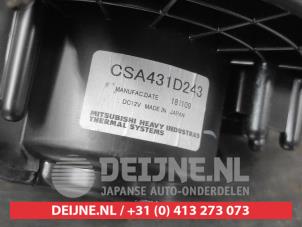 Suzuki Swift Heizung Belüftungsmotor O673633 foto 3