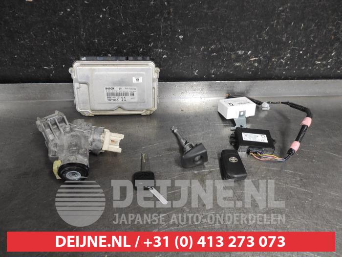 Toyota Yaris Slotenset Cilinder (compleet) O673818
