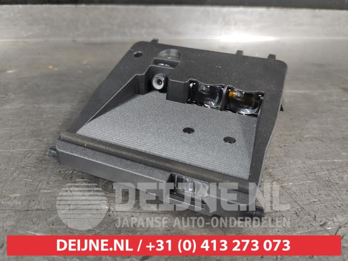 Toyota Yaris Camera voorzijde O673821