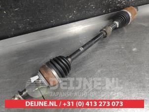 Gebruikte Aandrijfas rechts-voor Nissan X-Trail (T33) 1.5 VC-T e-POWER e-4ORCE 12V Prijs € 125,00 Margeregeling aangeboden door V.Deijne Jap.Auto-onderdelen BV