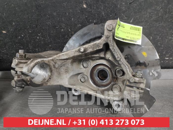 Nissan X-Trail Fusee rechts-voor O673940
