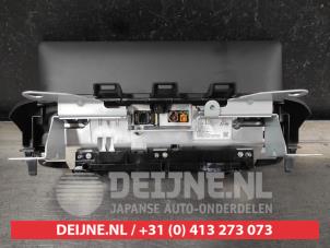Nissan X-Trail Display Multi Media control unit O673983 photo 2