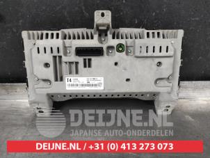 Nissan X-Trail Tacho - Kombiinstrument KM O673985 foto 2