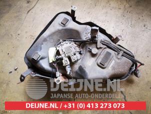 Gebruikte Adblue tank Mazda CX-7 2.2 MZR-CD 16V Prijs € 250,00 Margeregeling aangeboden door V.Deijne Jap.Auto-onderdelen BV