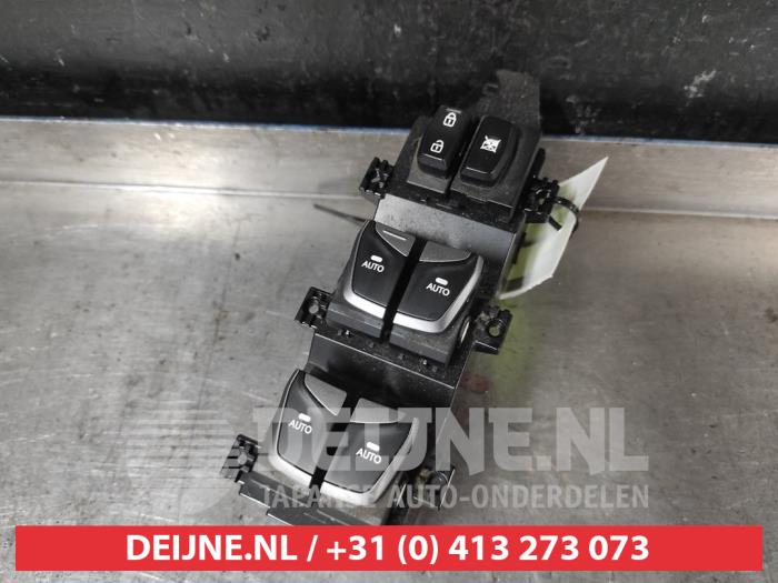 Hyundai Santafe Kombischalter Fenster O674372