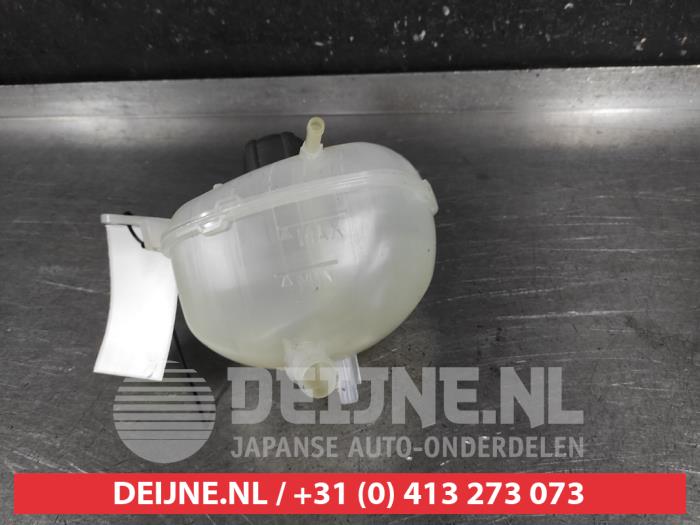 Nissan X-Trail Expansievat O674497
