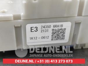 Nissan X-Trail Sicherungskasten O674572 foto 3