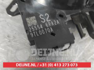 Nissan X-Trail Steuergerät Airbag O674585 foto 3