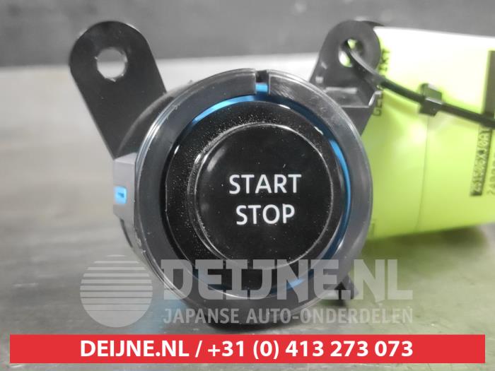 Nissan X-Trail Start/Stopp Schalter O674648