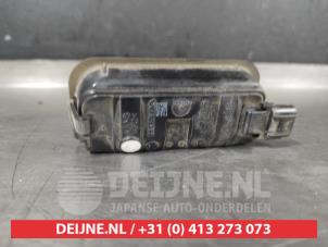 Honda Civic Tailgate switch O674661 photo 2