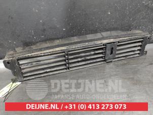 Nissan X-Trail Air funnel O674674 photo 2