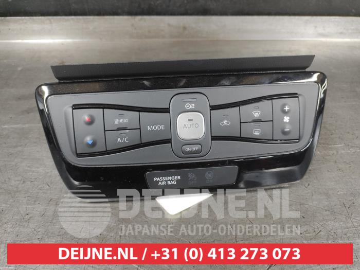 Nissan Leaf Heizung Bedienpaneel O674706