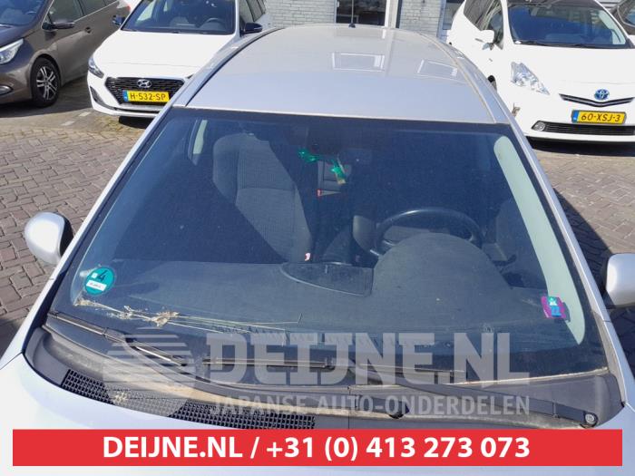 Toyota Avensis Frontscreen O674807