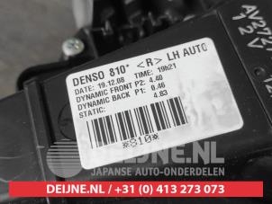Toyota Avensis Kachel Ventilatiemotor O674828 foto 3