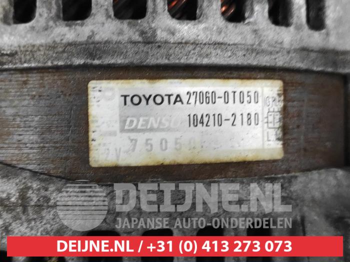 Dynamo van een Toyota Avensis Wagon (T27) 1.8 16V VVT-i 2009