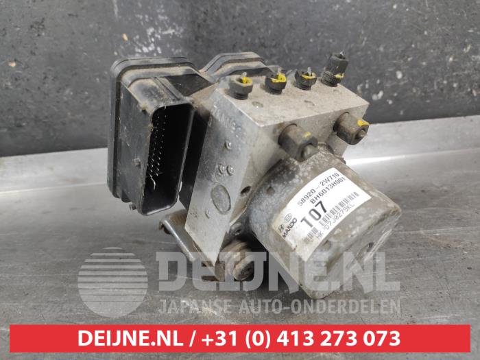 Gebruikte ABS Pomp Hyundai Santa Fe III (DM) 2.2 CRDi R 16V 4x2 Prijs € 100,00 Margeregeling aangeboden door V.Deijne Jap.Auto-onderdelen BV