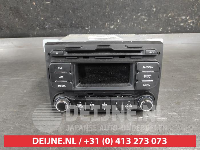 Kia Rio Radio O674929