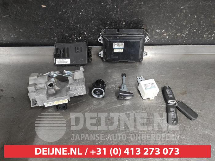 Mazda CX-5 Steuergerät Motormanagement O675043