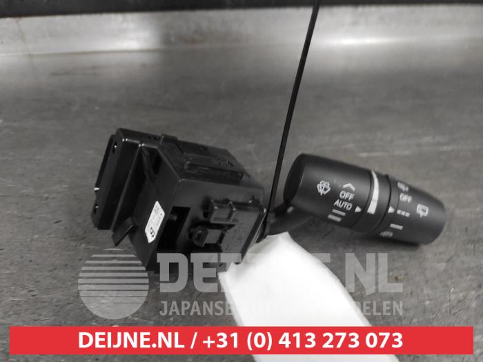 Mazda CX-5 Scheibenwischer Schalter O675064