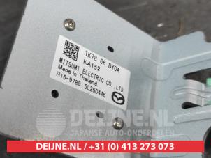 Mazda CX-5 GPS antenna O675065 photo 2