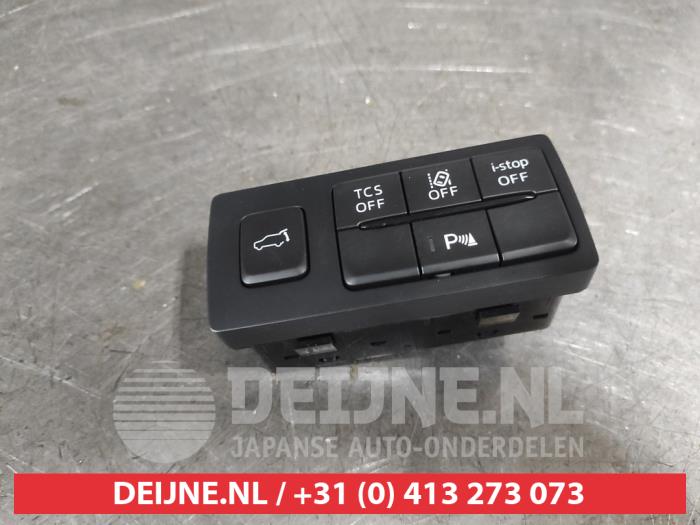 Mazda CX-5 ASR Schalter O675072