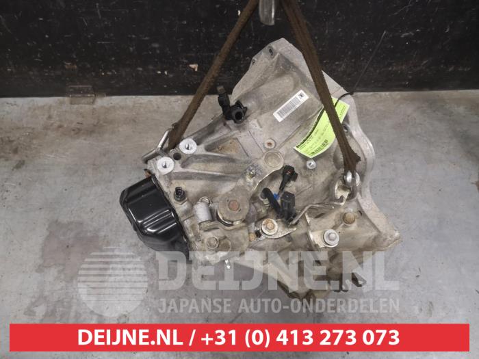 Suzuki SX-4 Versnellingsbak O675083