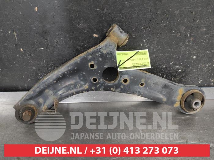 Kia Picanto Draagarm onder links-voor O675232