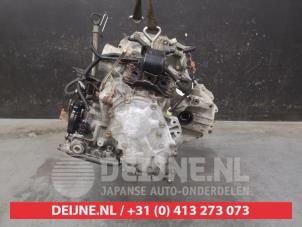 Nissan Almera Tino Versnellingsbak O675267 foto 2
